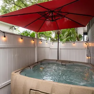 Golf View Villas With Private Jacuzzi'S & Grill Aparthotel