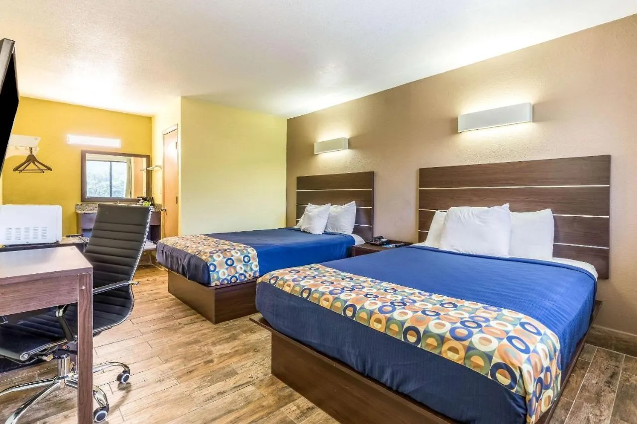 **  Rodeway Inn Fairgrounds-Casino Mango USA